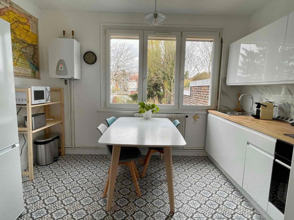 La Chambre Jaune Maison Avec Grande Terrasse Et Garage Prive Lille Exterior foto